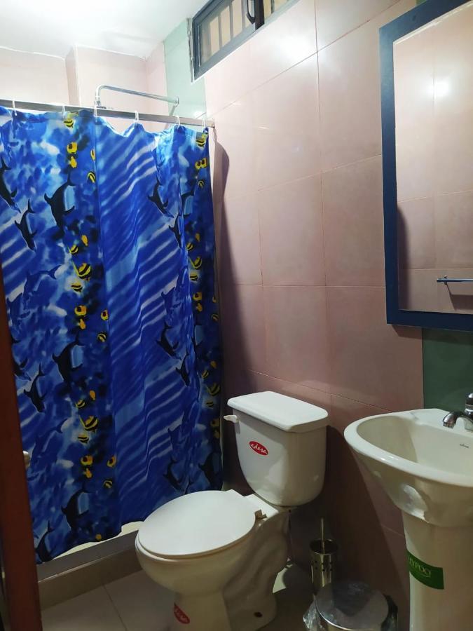 Hostal Venecia -Tu Casa En Manta. Bagian luar foto