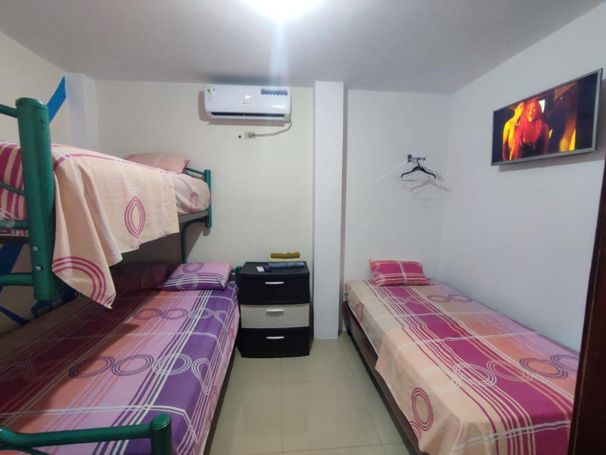 Hostal Venecia -Tu Casa En Manta. Bagian luar foto