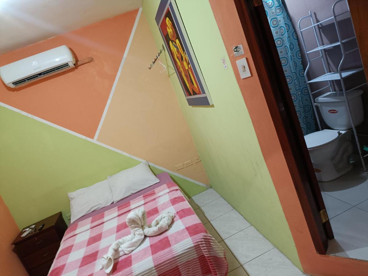 Hostal Venecia -Tu Casa En Manta. Bagian luar foto