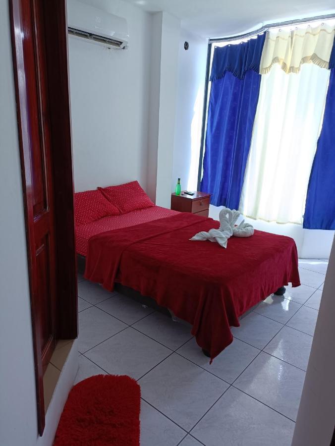 Hostal Venecia -Tu Casa En Manta. Bagian luar foto